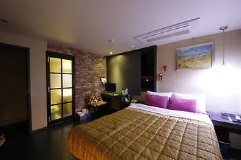 Gupo Lazzi Hotel Busan